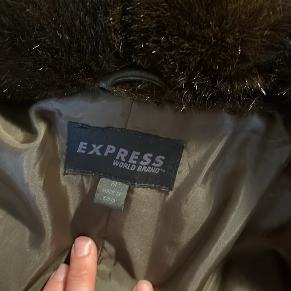 Chocolate Faux Fur Coat 🐻 - Picture 4 of 4